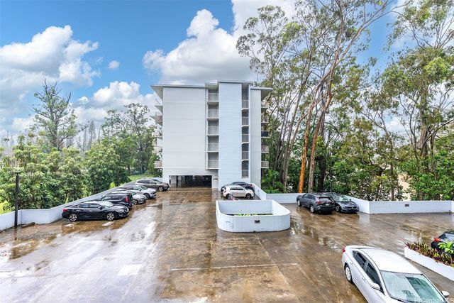 1600 Wilikina Drive B308, Wahiawa, HI 96786