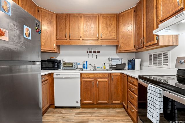 1600 Wilikina Drive B308, Wahiawa, HI 96786