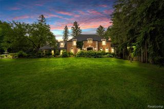 3985 S Ellamae Road, Oakland, MI 48363