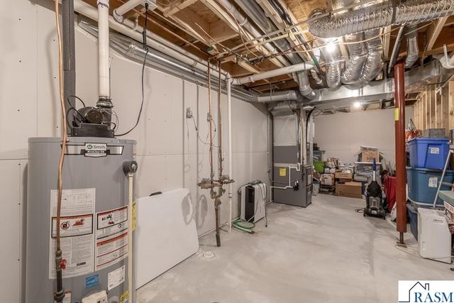 2015 Essler Drive, St. Peter, MN 56082