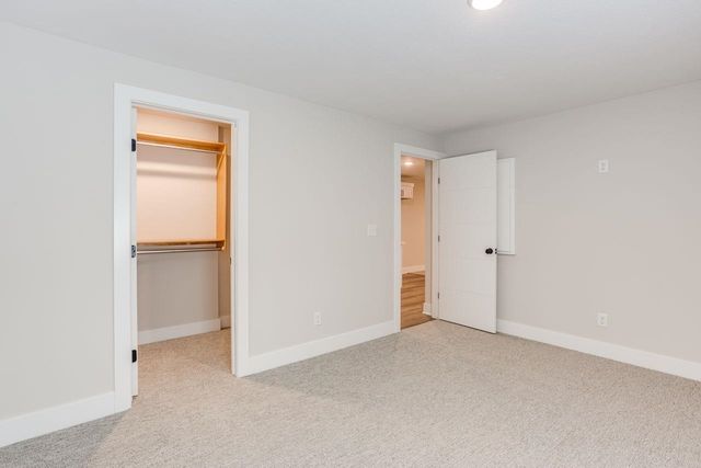 8441 W 37TH ST N, Wichita, KS 67205