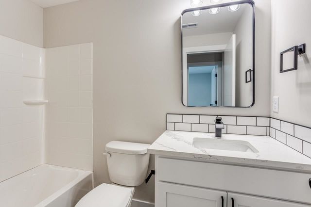 8441 W 37TH ST N, Wichita, KS 67205