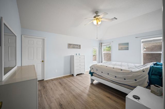 3615 Barkers Crossing Avenue, Houston, TX 77084