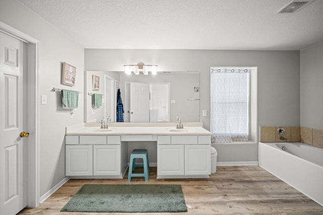 3615 Barkers Crossing Avenue, Houston, TX 77084
