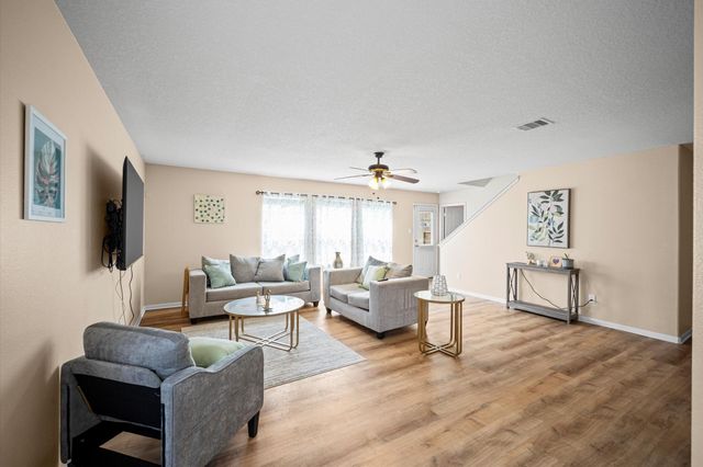 3615 Barkers Crossing Avenue, Houston, TX 77084