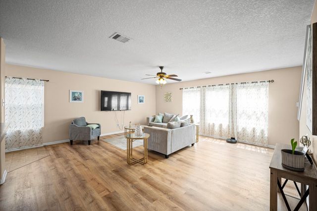 3615 Barkers Crossing Avenue, Houston, TX 77084