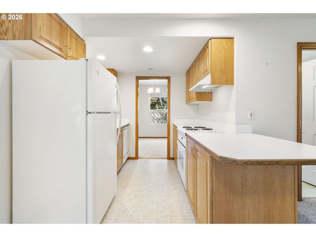 3829 Se 103RD Ave, Portland, OR 97266