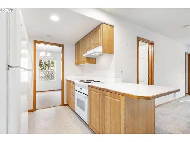 3829 Se 103RD Ave, Portland, OR 97266