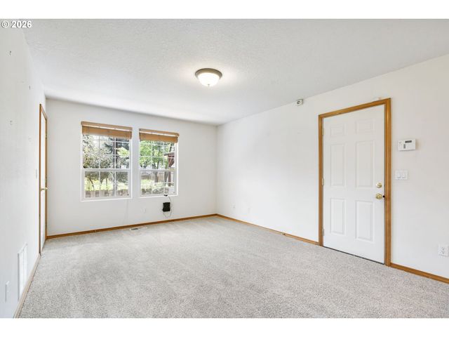 3829 Se 103RD Ave, Portland, OR 97266