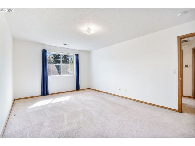 3829 Se 103RD Ave, Portland, OR 97266