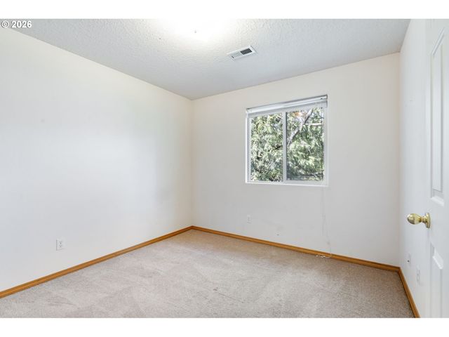 3829 Se 103RD Ave, Portland, OR 97266