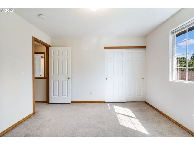 3829 Se 103RD Ave, Portland, OR 97266