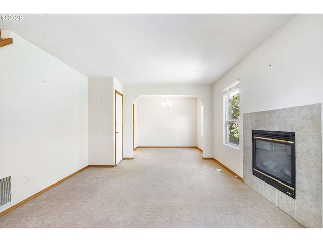 3829 Se 103RD Ave, Portland, OR 97266