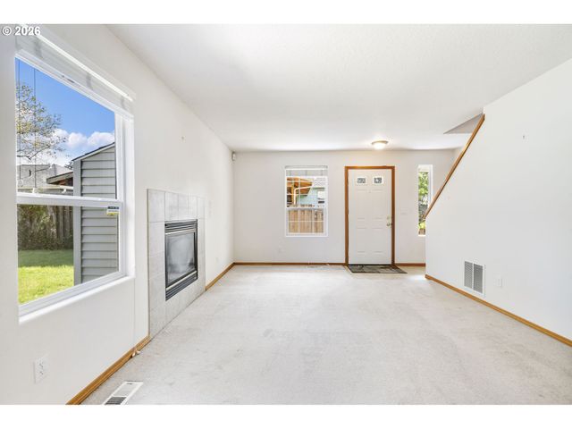 3829 Se 103RD Ave, Portland, OR 97266