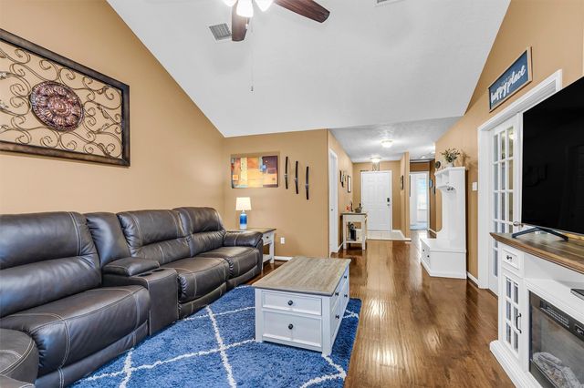 4802 Comal River Loop, Spring, TX 77386