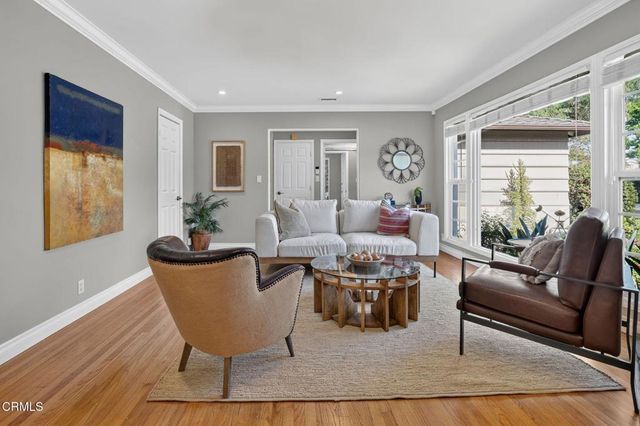 2815 Thorndike Road, Pasadena, CA 91107