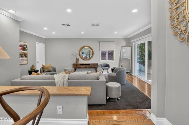 2815 Thorndike Road, Pasadena, CA 91107