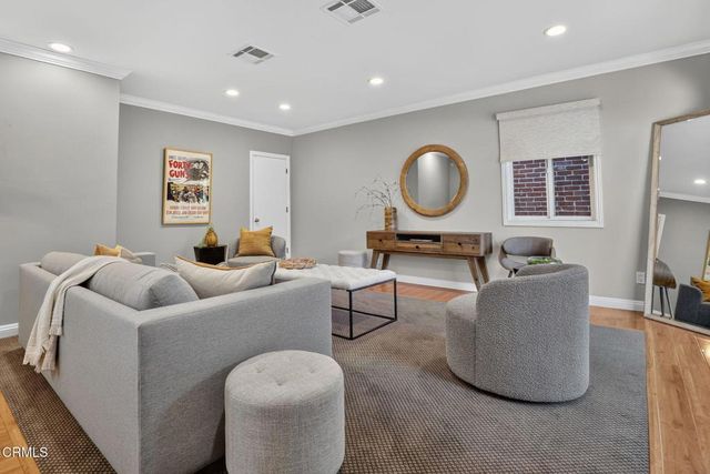 2815 Thorndike Road, Pasadena, CA 91107