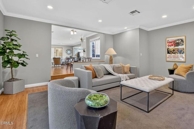2815 Thorndike Road, Pasadena, CA 91107