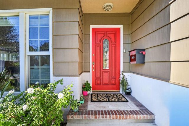 2815 Thorndike Road, Pasadena, CA 91107