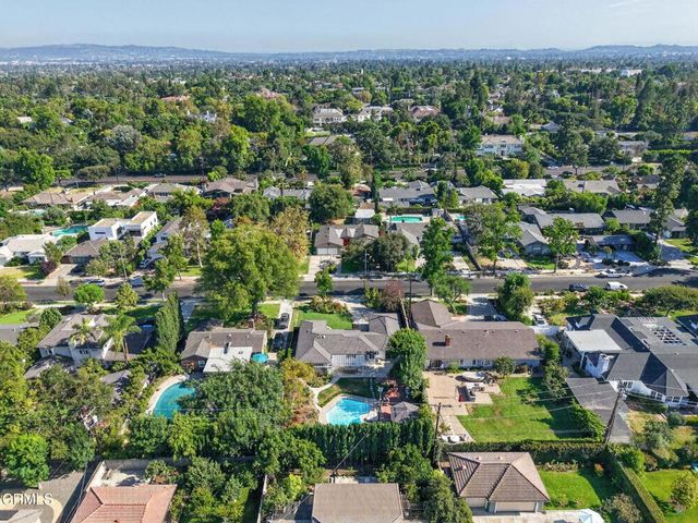 2815 Thorndike Road, Pasadena, CA 91107