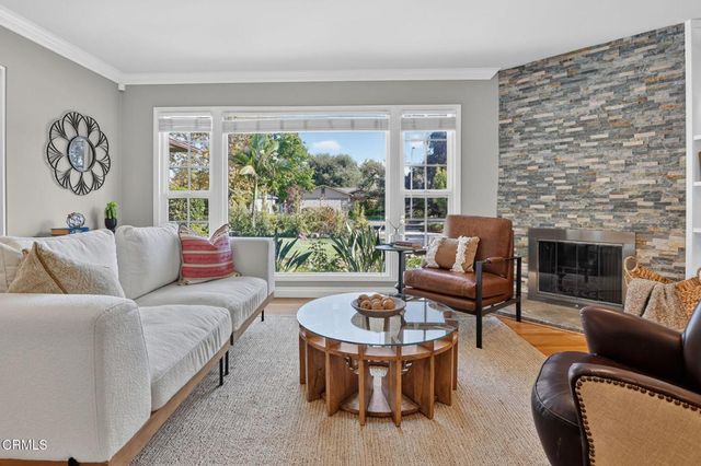 2815 Thorndike Road, Pasadena, CA 91107