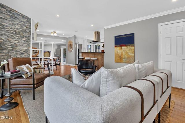 2815 Thorndike Road, Pasadena, CA 91107