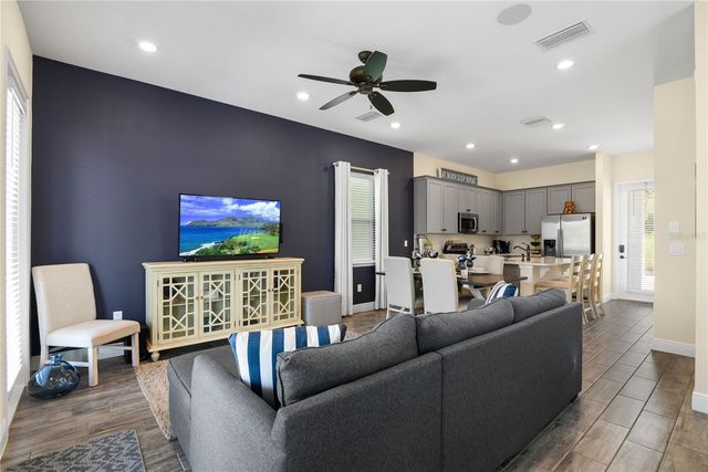 8040 LOST SHAKER LANE, Kissimmee, FL 34747