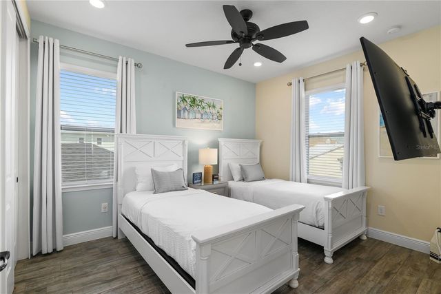 8040 LOST SHAKER LANE, Kissimmee, FL 34747