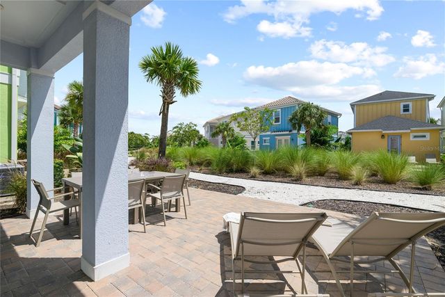 8040 LOST SHAKER LANE, Kissimmee, FL 34747