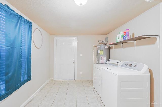 742 S Texas Avenue, Mercedes, TX 78570