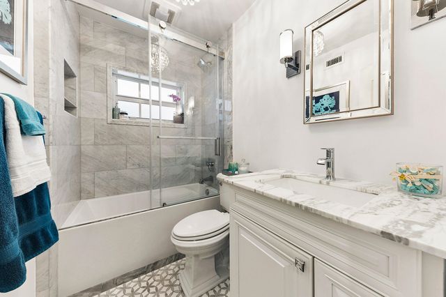 18 NW 25th Court, Delray Beach, FL 33444
