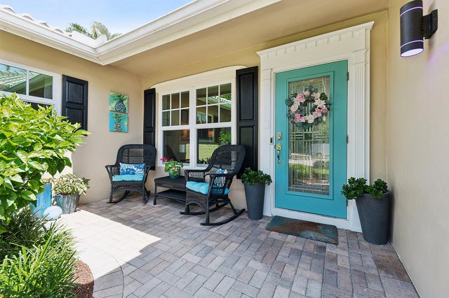 18 NW 25th Court, Delray Beach, FL 33444