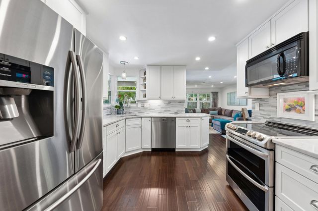 18 NW 25th Court, Delray Beach, FL 33444