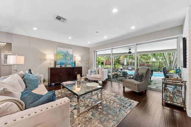 18 NW 25th Court, Delray Beach, FL 33444