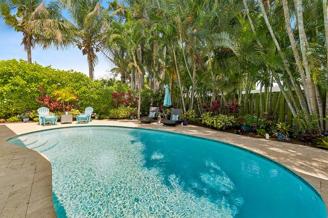 18 NW 25th Court, Delray Beach, FL 33444