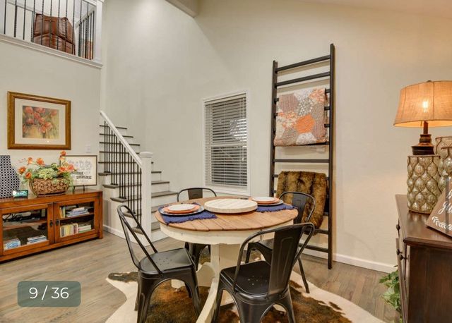 520 W Bluff, Granbury, TX 76048