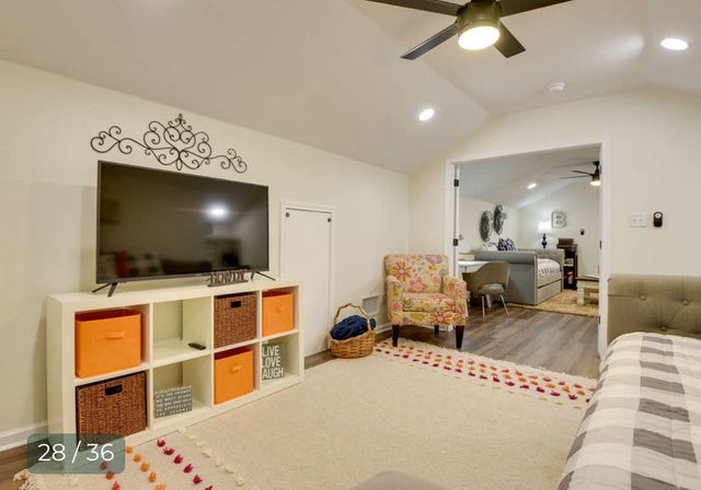 520 W Bluff, Granbury, TX 76048