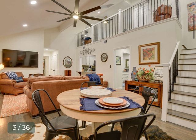 520 W Bluff, Granbury, TX 76048