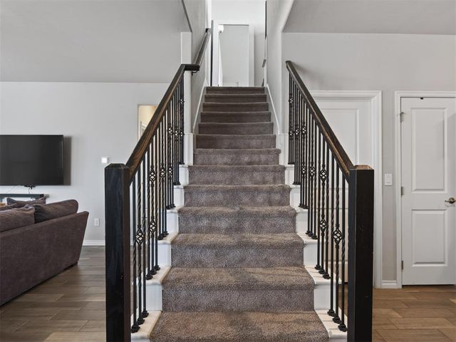 2501 Caden Court, Yukon, OK 73099