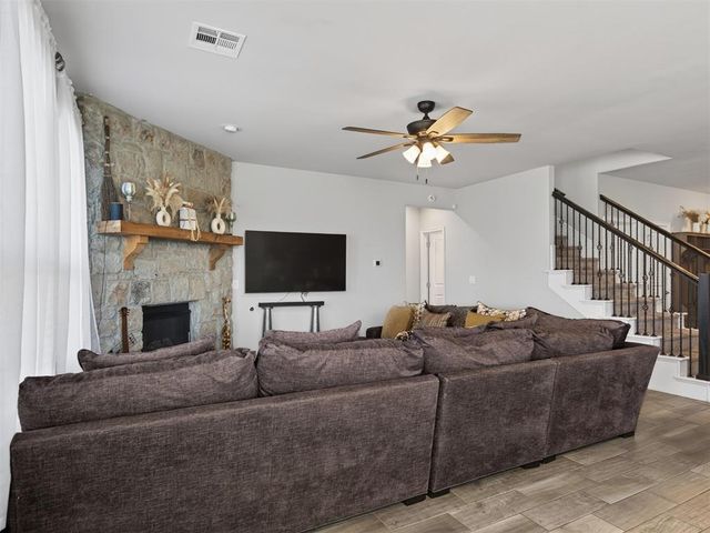 2501 Caden Court, Yukon, OK 73099