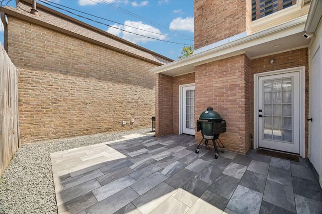 6314 Riverview Way, Houston, TX 77057