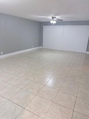 212 NW 46th Court 212, Deerfield Beach, FL 33064