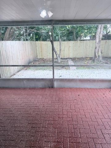 212 NW 46th Court 212, Deerfield Beach, FL 33064