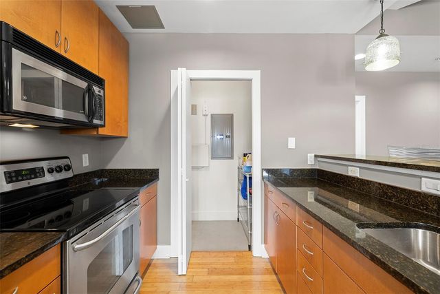 1010 CENTRAL AVENUE 302, St Petersburg, FL 33705