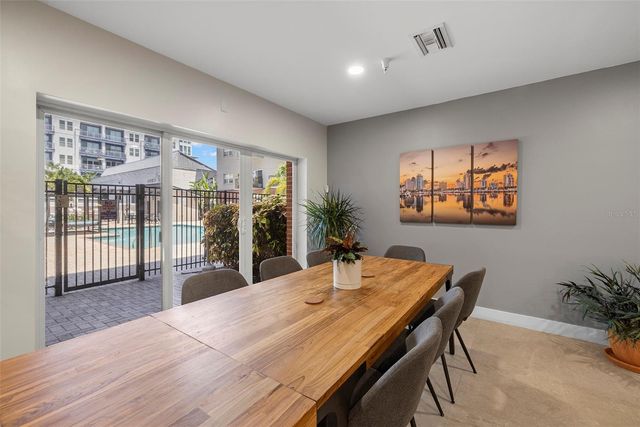 1010 CENTRAL AVENUE 302, St Petersburg, FL 33705