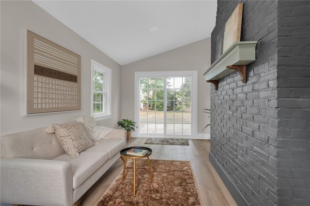 281 Spring Green Road, Warwick, RI 02888