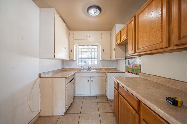 408 ARMOUR AVENUE, Auburndale, FL 33823