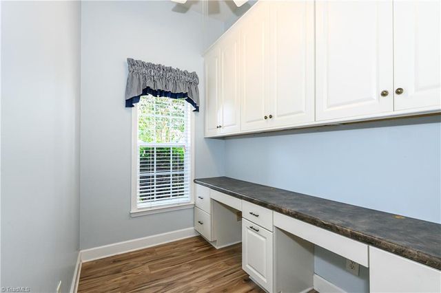 5010 Cobbler Ridge Court, Greensboro, NC 27455