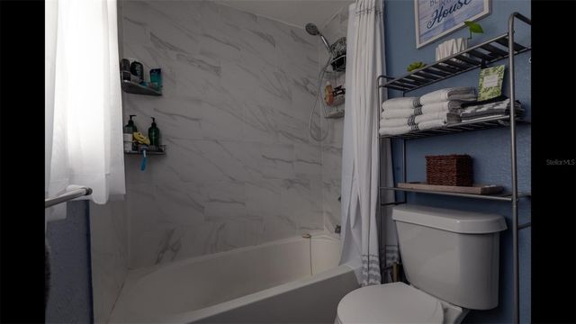 1300 NE 6TH STREET, Mulberry, FL 33860